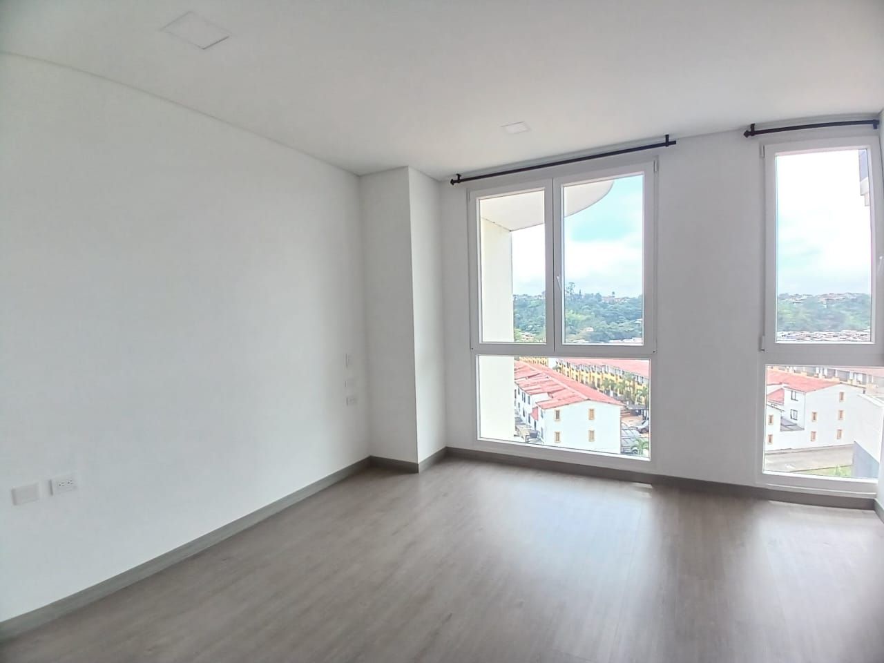 Apartamento en arriendo o venta Risaralda Pereira Jardin De Velez Y Velez 69 m2 Habitaciones 2 Baños 2 Garajes 1 Precio venta $450000000 Precio arriendo $2400000