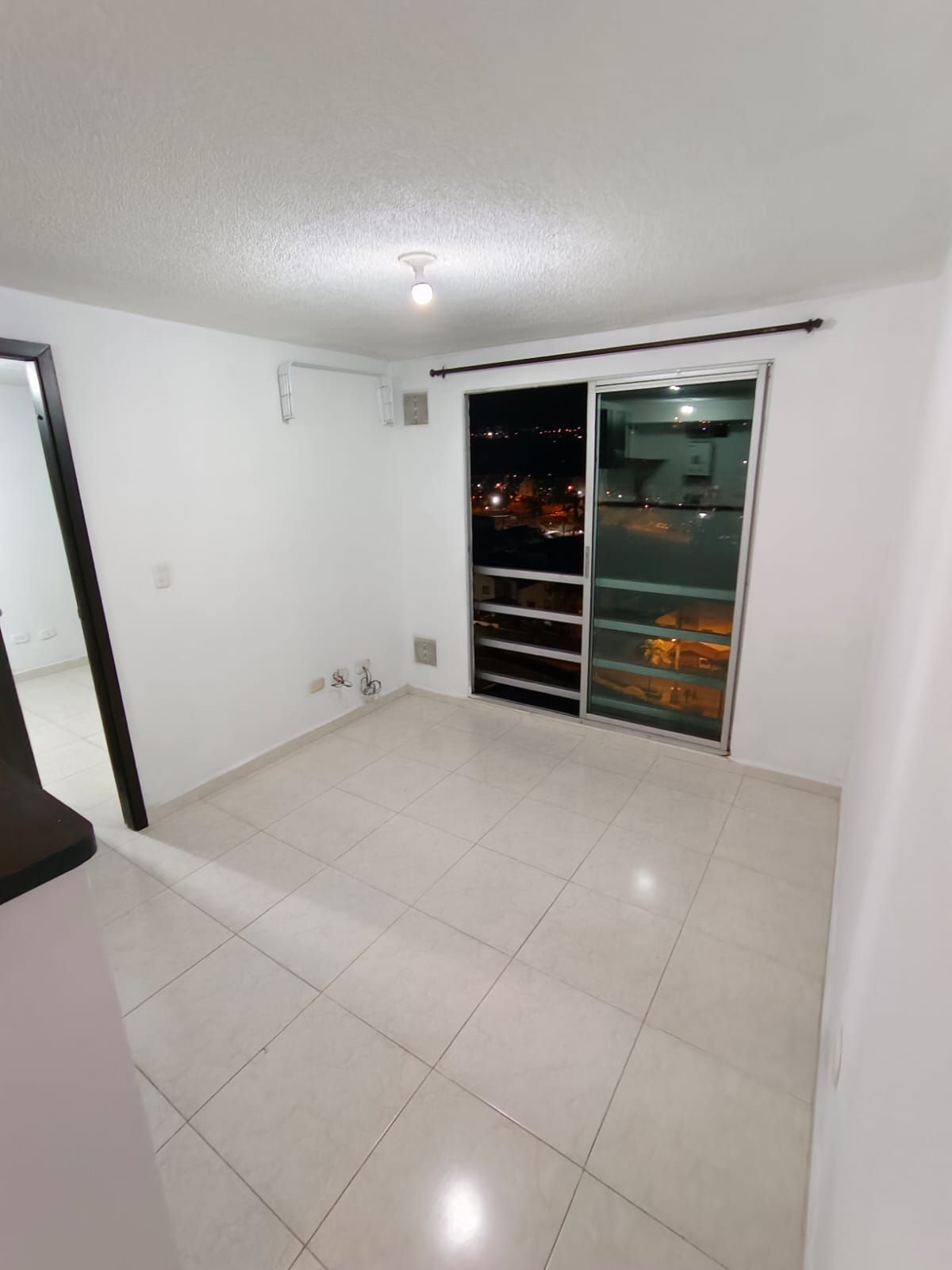 Apartaestudio en venta Risaralda Pereira America 34 m2 Habitaciones 1 Baños 1 Garajes 1 Precio $190000000