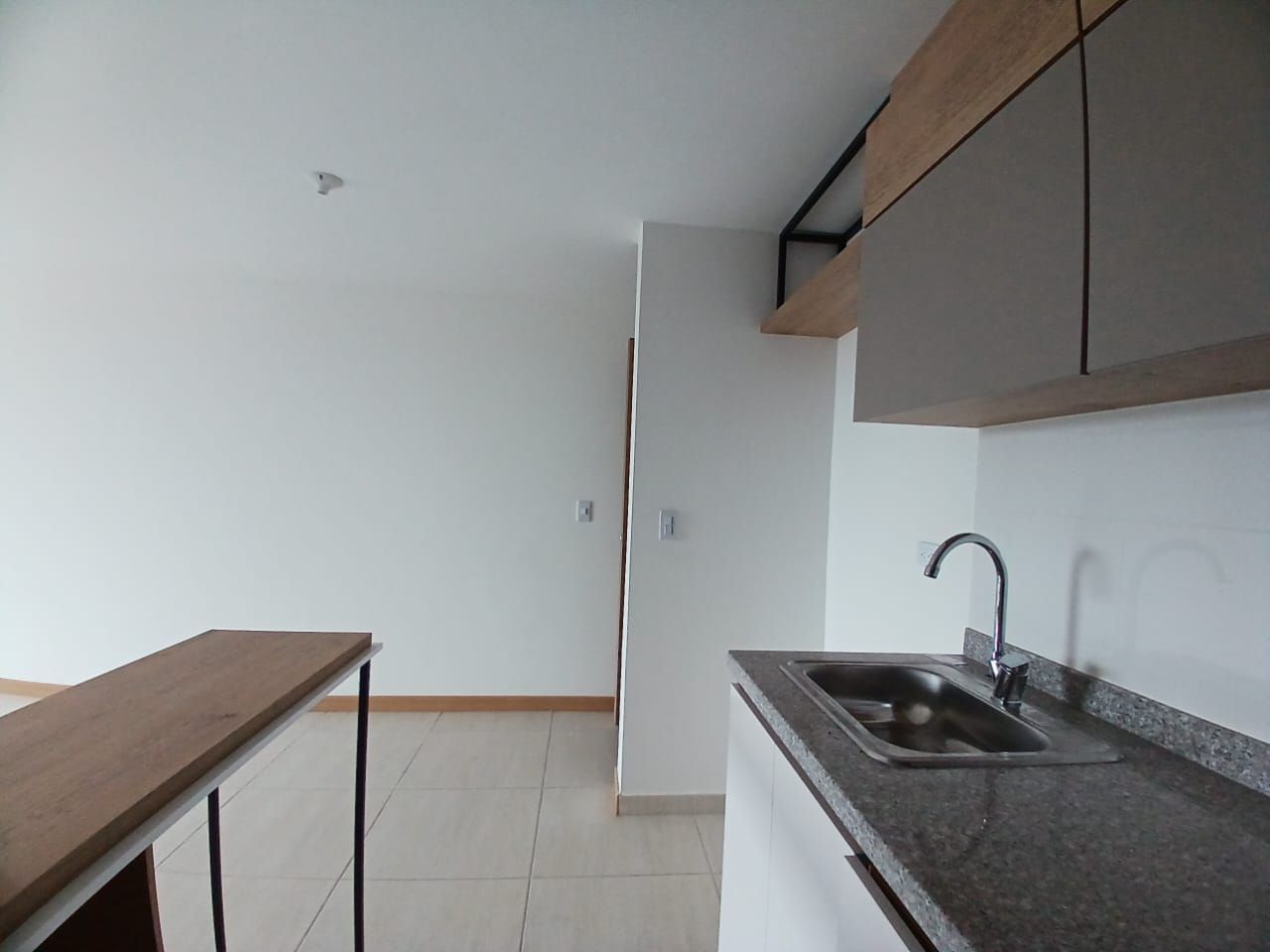 Apartamento en arriendo Risaralda Pereira America 72 m2 Habitaciones 3 Baños 2 Garajes 1 Precio $2350000