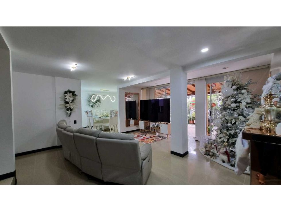 Casa en venta Valle Del Cauca Cali Conjunto Residencial Mirador De La Rivera 230 m2 Habitaciones 5 Baños 5 Garajes 2 Precio $850000000