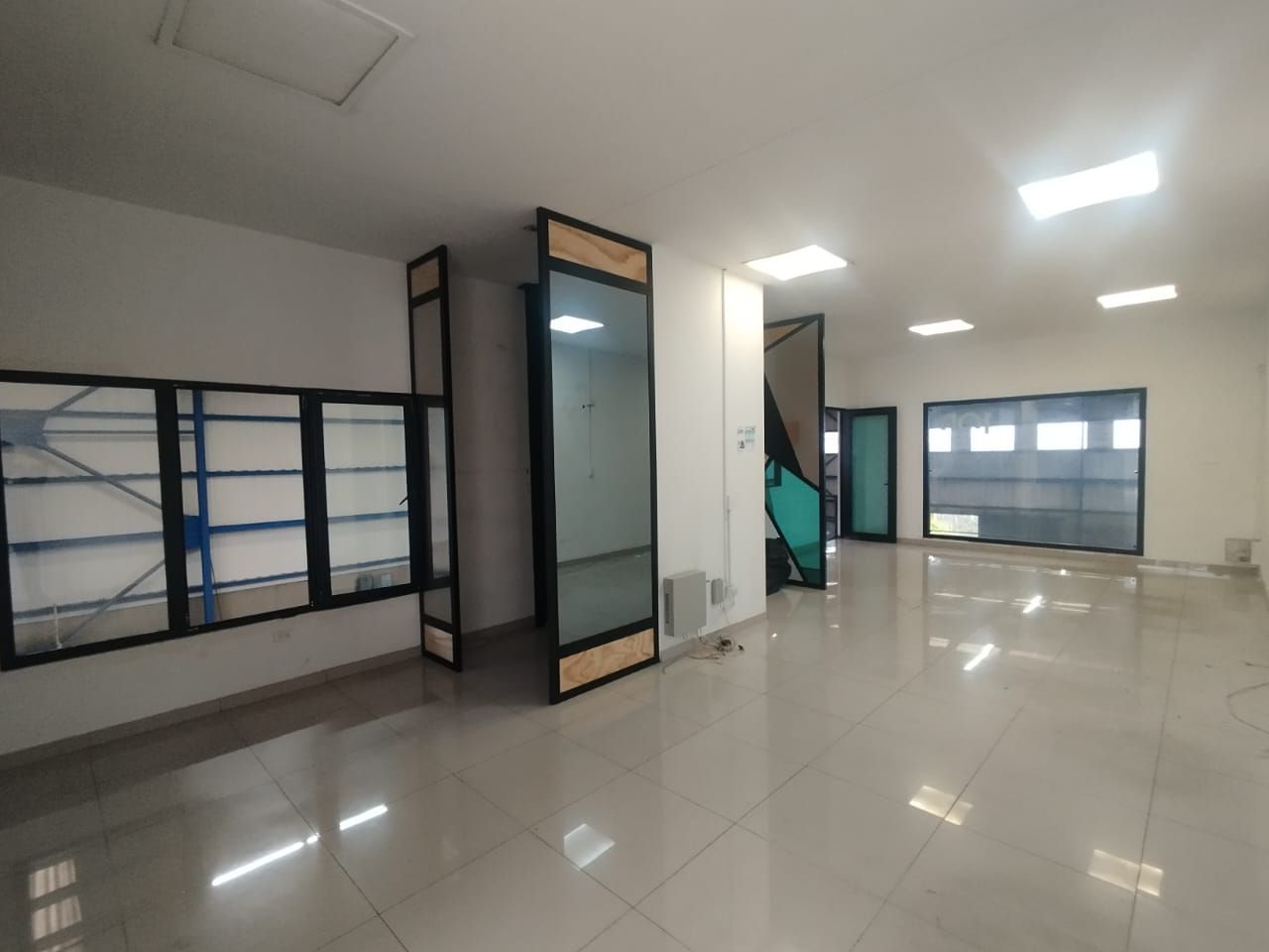 Bodega en arriendo Risaralda Dosquebradas Romelia Alta 884 m2 Habitaciones 0 Baños 3 Garajes 6 Precio $26500000