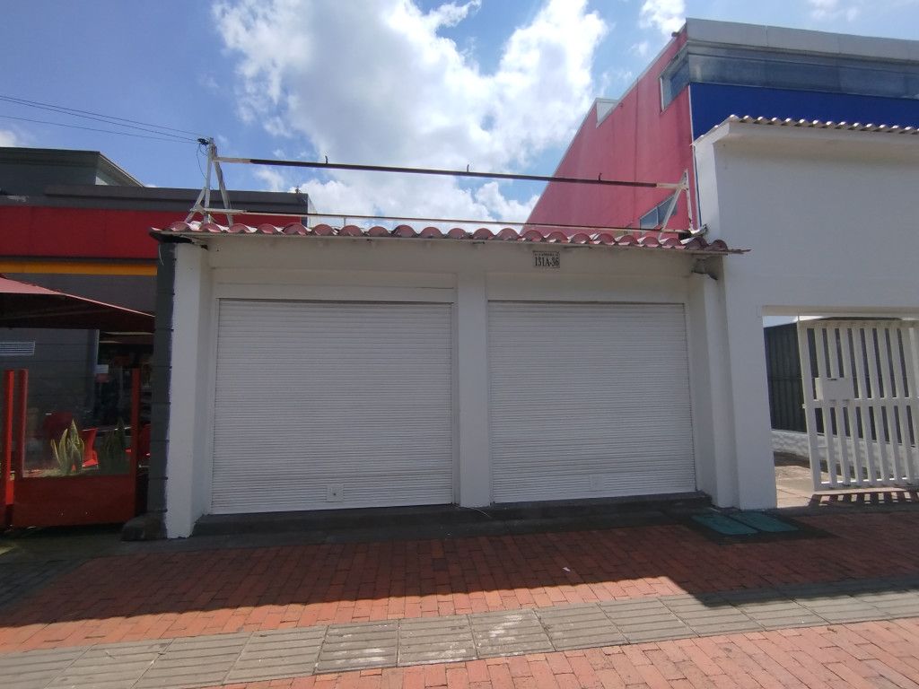 Local en arriendo Cundinamarca Bogotá Prado Veraniego Norte 55 m2 Habitaciones 0 Baños 1 Garajes 0 Precio $4000000