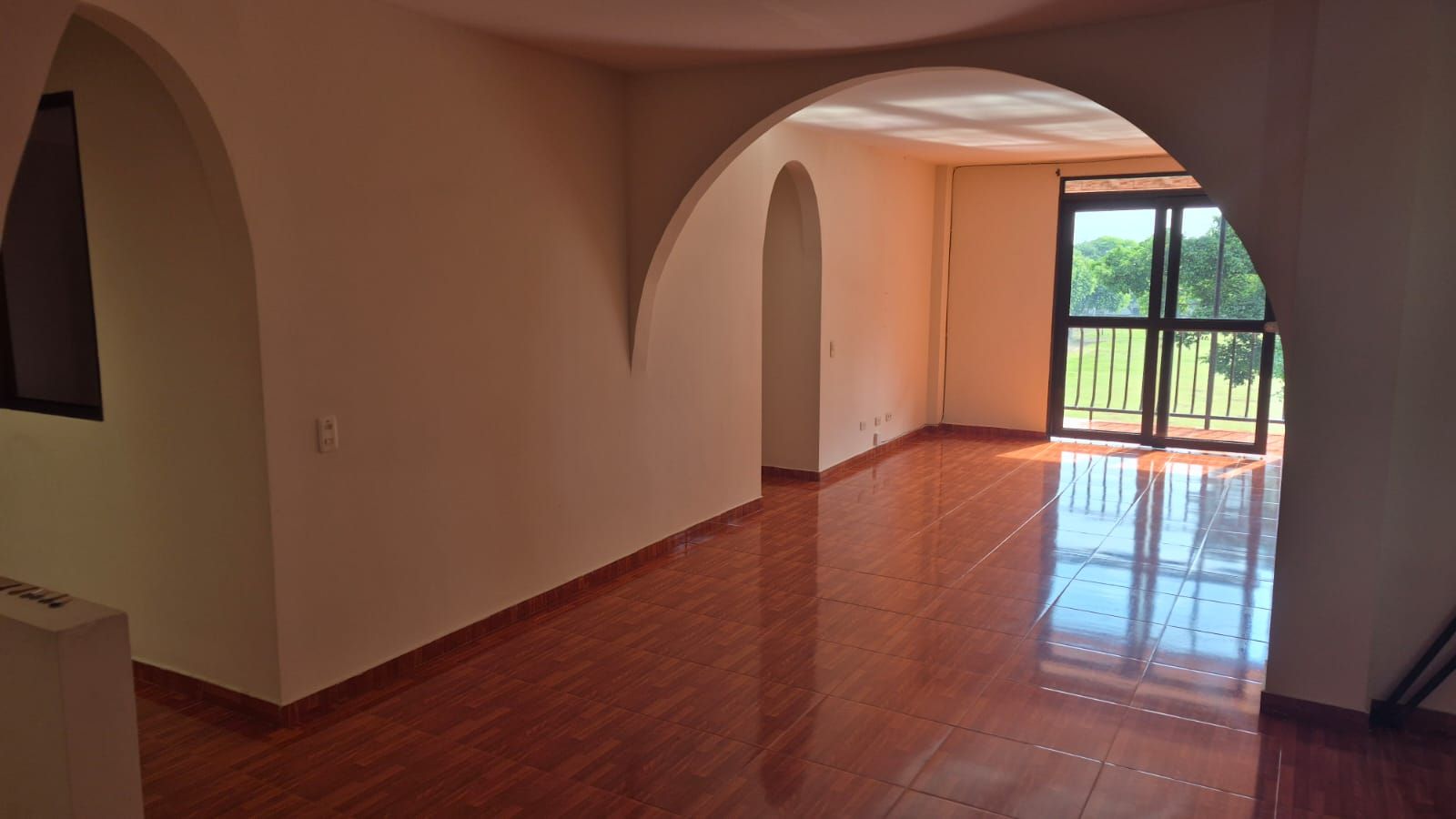 Apartamento en arriendo Valle Del Cauca Cali El Guabal 90 m2 Habitaciones 4 Baños 2 Garajes 0 Precio $1300001