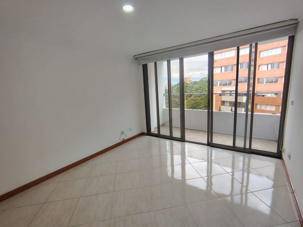 Apartamento en arriendo Antioquia Envigado Alto De Misael 142 m2 Habitaciones 3 Baños 3 Garajes 2 Precio $4900000