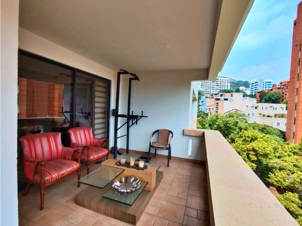 Apartamento en venta Valle Del Cauca Cali Centenario 152 m2 Habitaciones 3 Baños 3 Garajes 2 Precio $798000000