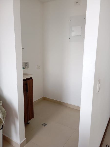 Apartamento en arriendo Antioquia Rionegro San Antonio 68 m2 Habitaciones 3 Baños 2 Garajes 0 Precio $2800000