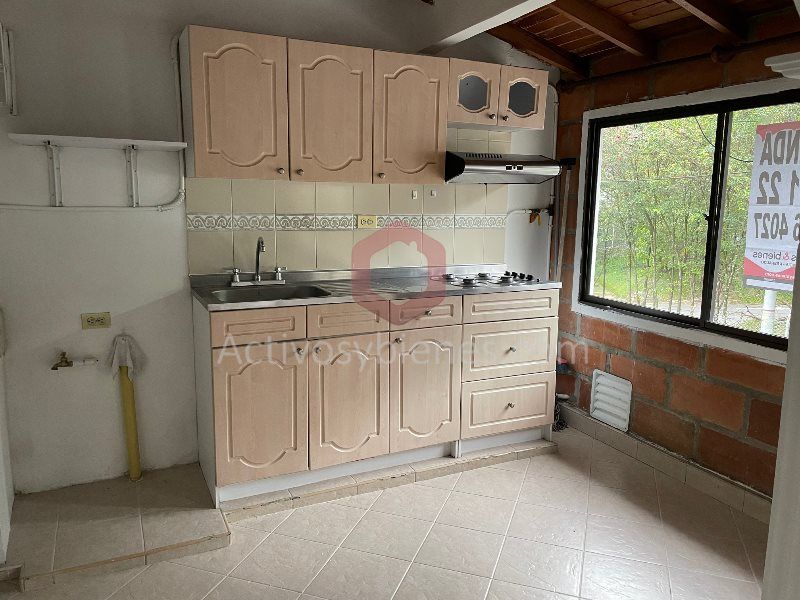 Apartaestudio en arriendo Antioquia Medellín Santa Rosa De Lima 55 m2 Habitaciones 1 Baños 1 Garajes 0 Precio $1200000