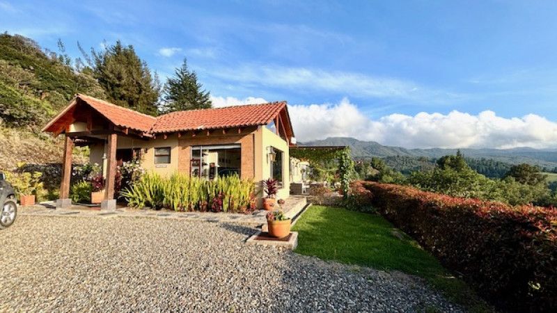 Casa en venta Cundinamarca Chocontá Choconta 18600 m2 Habitaciones 5 Baños 6 Garajes 0 Precio $1100000000