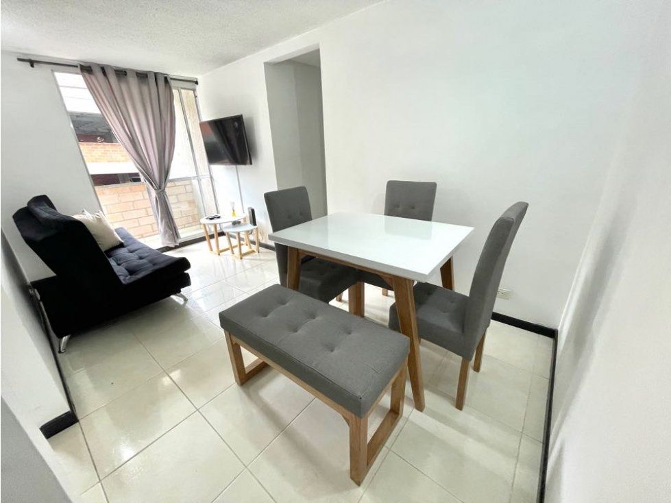 Apartamento en arriendo Antioquia Medellín Urbanizacion Cedros De La Colina 60 m2 Habitaciones 3 Baños 2 Garajes 1 Precio $3500000