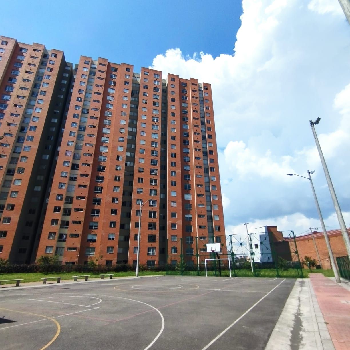 Apartamento en venta Cundinamarca Bogotá Cjr Castilla La Nueva 40 m2 Habitaciones 2 Baños 1 Garajes 0 Precio $205000000