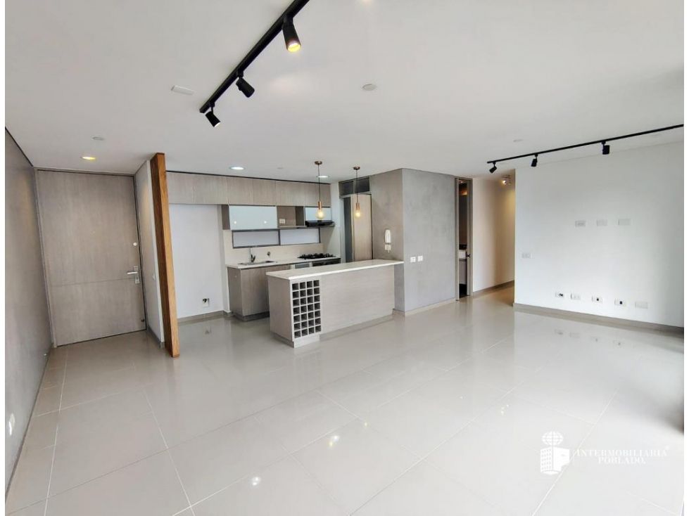 Apartamento en arriendo Antioquia Envigado La Inmaculada 97 m2 Habitaciones 2 Baños 2 Garajes 2 Precio $4600000