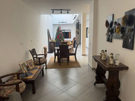 Casa en arriendo Antioquia Medellín Las Acacias 232 m2 Habitaciones 4 Baños 4 Garajes 2 Precio $13000000