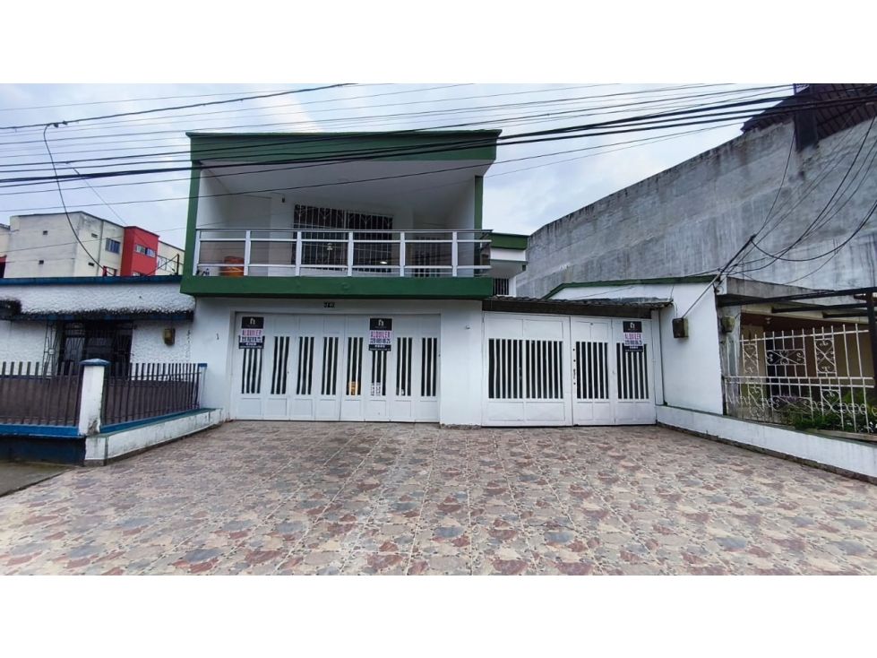 Casa en arriendo Risaralda Dosquebradas Ub El Prado Et I 160 m2 Habitaciones 6 Baños 3 Garajes 2 Precio $3200000