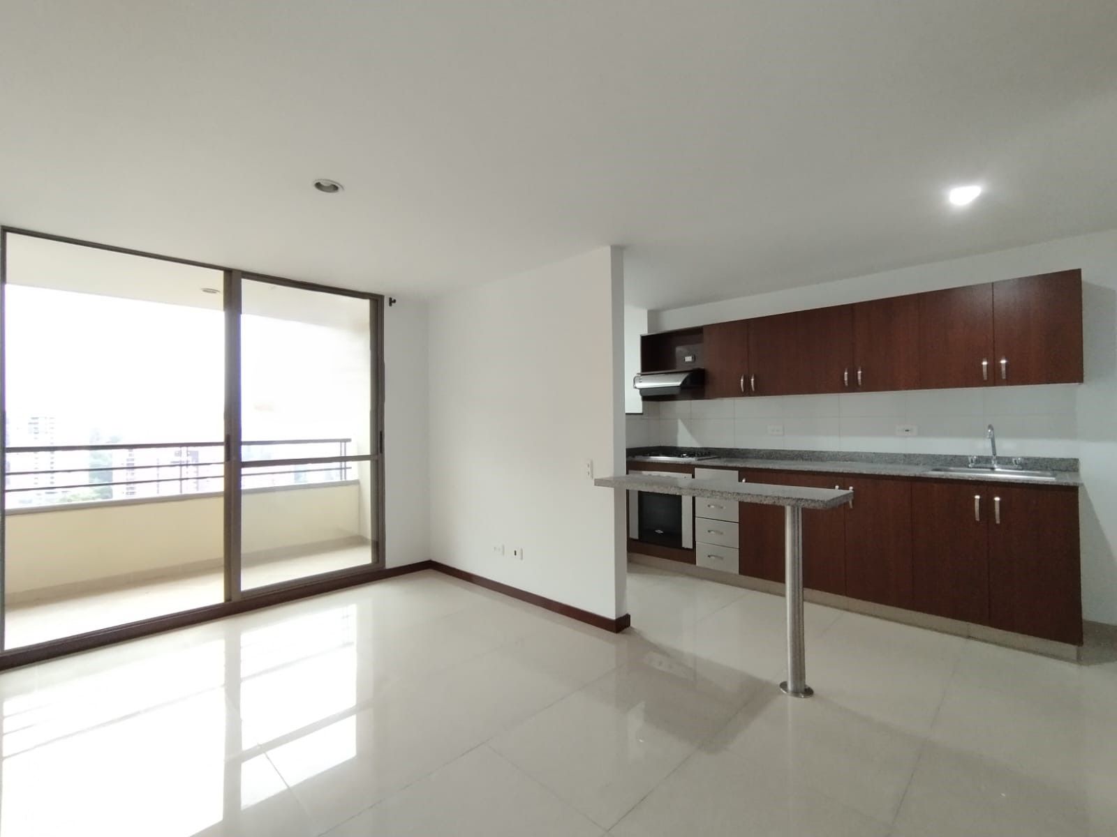 Apartamento en arriendo Antioquia Medellín Las Palmas 68 m2 Habitaciones 2 Baños 2 Garajes 1 Precio $3500000