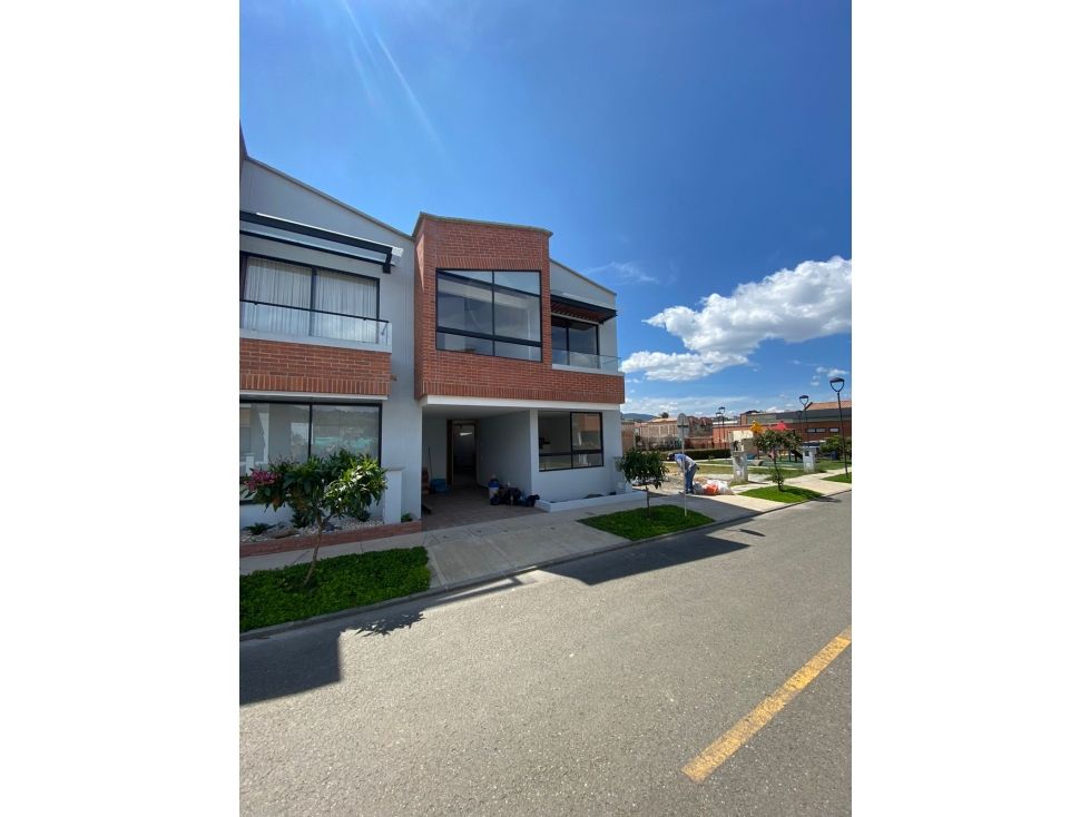 Casa en venta Antioquia La Ceja Fray Eugenio Ramirez Salazar 132 m2 Habitaciones 3 Baños 2 Garajes 1 Precio $650000000