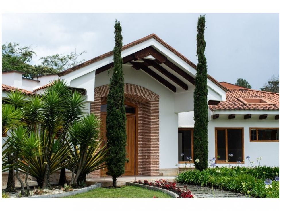 Casa en venta Antioquia Rionegro El Porvenir 600 m2 Habitaciones 4 Baños 4 Garajes 2 Precio $6000000000