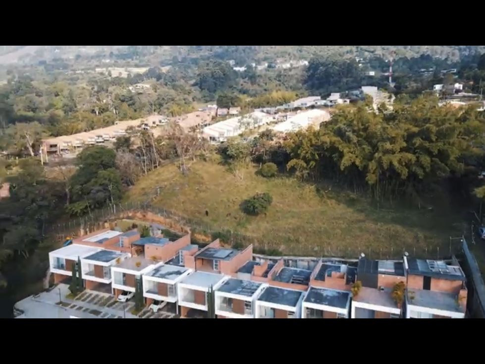 Lote en venta Antioquia Envigado Loma Del Atravesado 1 m2 Habitaciones 0 Baños 0 Garajes 0 Precio $4800000000