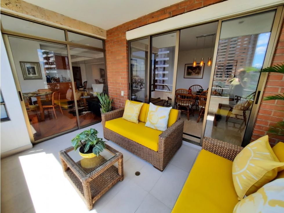 Apartamento en venta Antioquia Medellín Alejandria 253 m2 Habitaciones 3 Baños 4 Garajes 3 Precio $1500000000