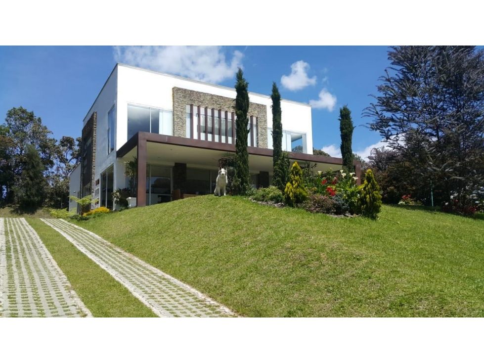 Casa en venta Antioquia Envigado La Mesa 450 m2 Habitaciones 4 Baños 4 Garajes 3 Precio $3050000000