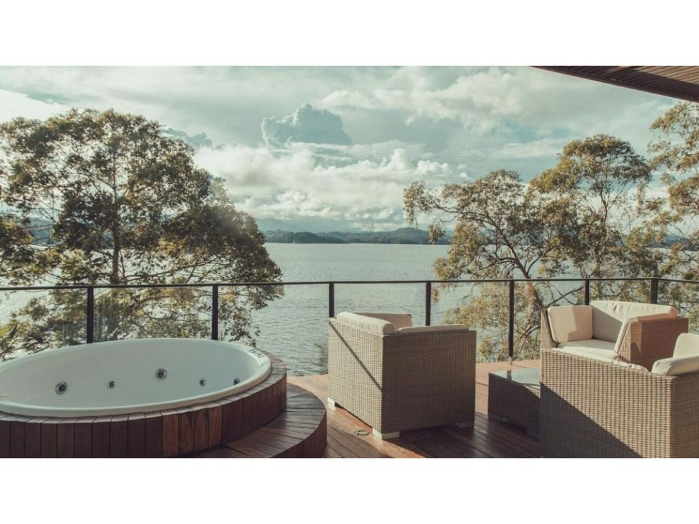 Casa en venta Antioquia Guatape Guatape 183 m2 Habitaciones 4 Baños 3 Garajes 0 Precio $3995000000