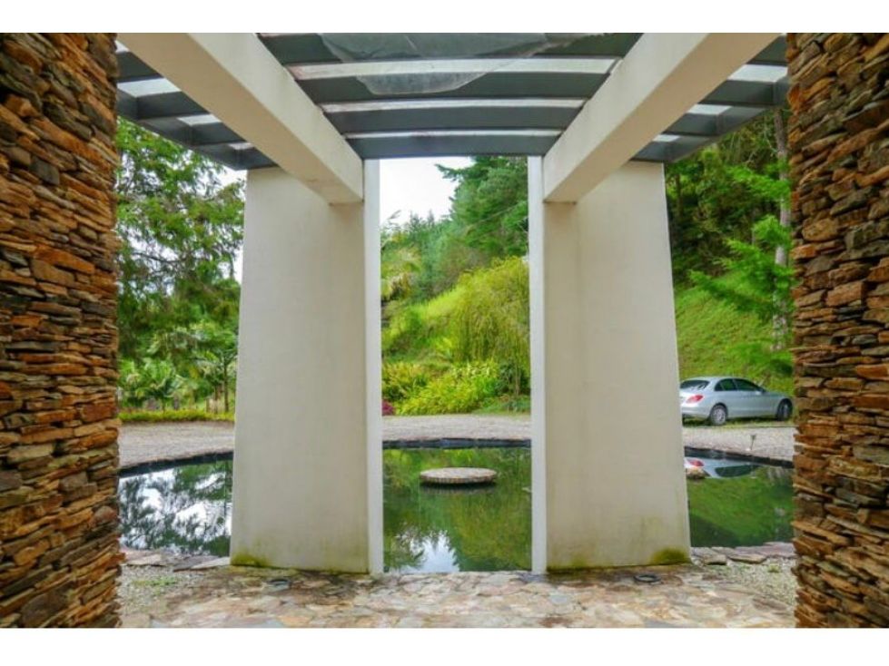 Casa en arriendo Antioquia El Retiro El Retiro 587 m2 Habitaciones 4 Baños 3 Garajes 10 Precio $27900000