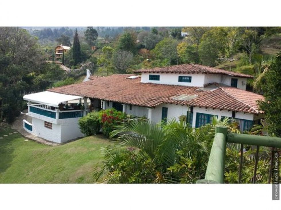 Casa en venta Antioquia Copacabana Simon Bolivar Sb centro 950 m2 Habitaciones 6 Baños 6 Garajes 6 Precio $1850000000