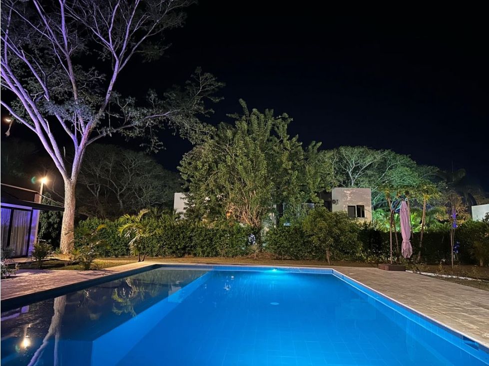 Casa en venta Antioquia Santafé De Antioquia Santafé De Antioquia 280 m2 Habitaciones 4 Baños 4 Garajes 8 Precio $1650000000