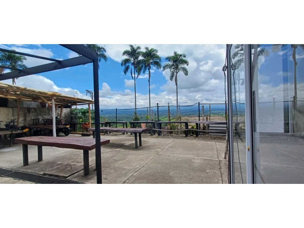 Local en venta Quindío Montenegro Montenegro 980 m2 Habitaciones 0 Baños 2 Garajes 1 Precio $1300000000