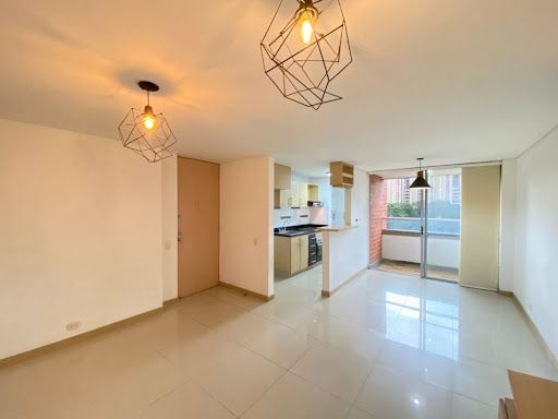 Apartamento en arriendo Antioquia Itagüí Santa Catalina 75 m2 Habitaciones 3 Baños 2 Garajes 1 Precio $2600000