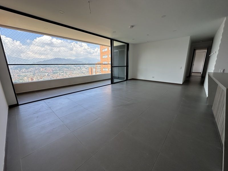 Apartamento en arriendo Antioquia Envigado El Chocho 140 m2 Habitaciones 3 Baños 4 Garajes 2 Precio $7100000