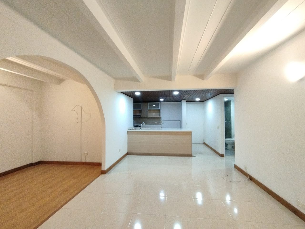 Apartamento en arriendo Antioquia Medellín La Mota 95 m2 Habitaciones 3 Baños 2 Garajes 1 Precio $3500000