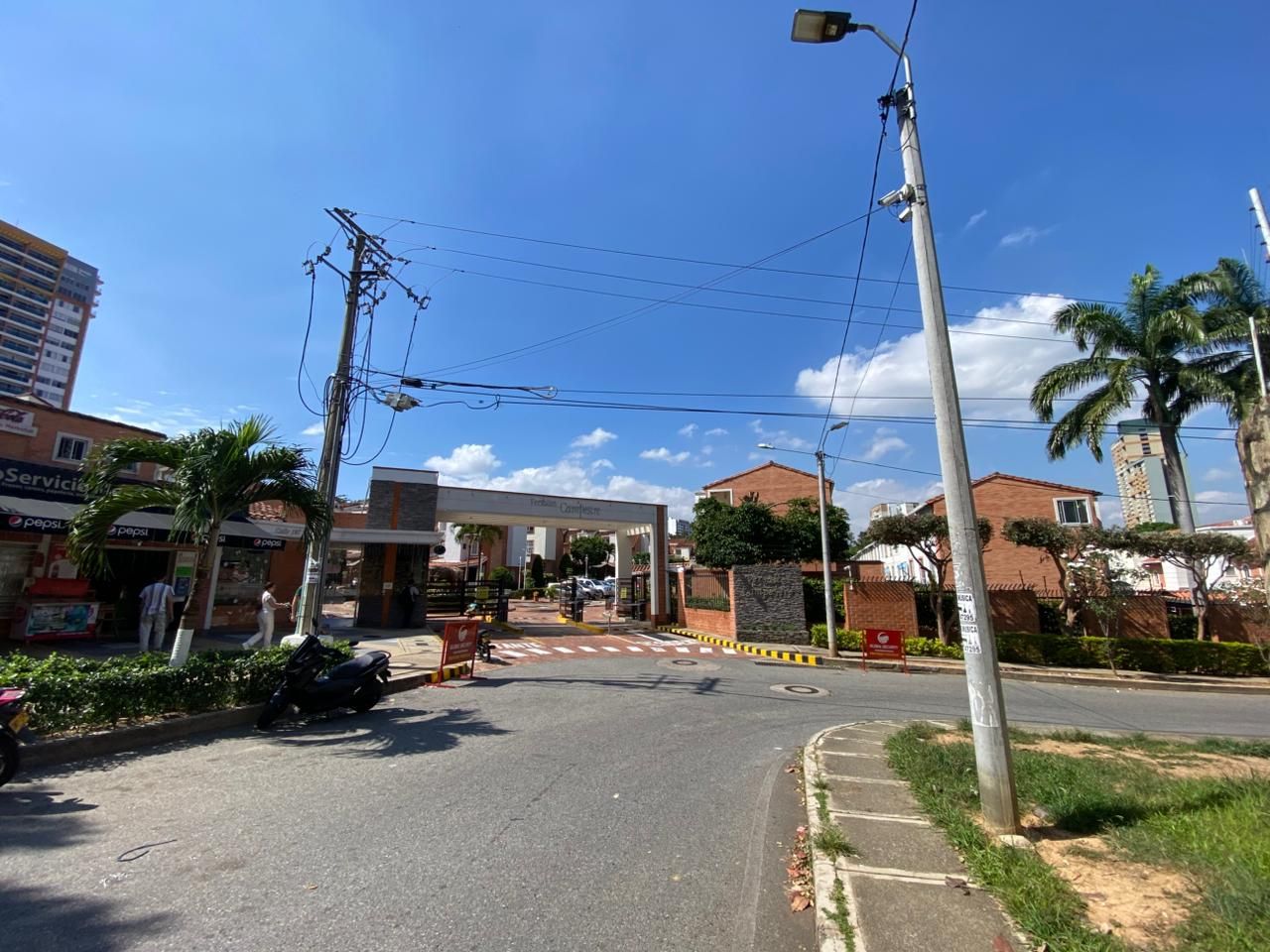 Casa en arriendo Santander Floridablanca Estancia Campestre 180 m2 Habitaciones 3 Baños 2 Garajes 2 Precio $3443000