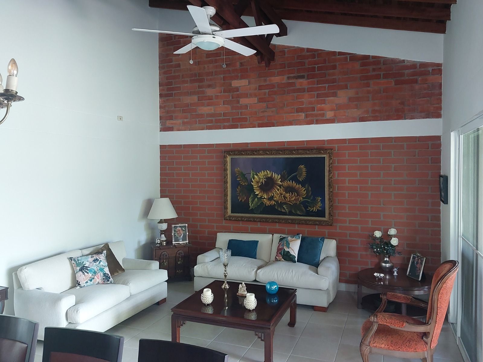 Casa Campestre en arriendo Risaralda Pereira Jardin De Velez Y Velez 250 m2 Habitaciones 3 Baños 4 Garajes 6 Precio $4900000