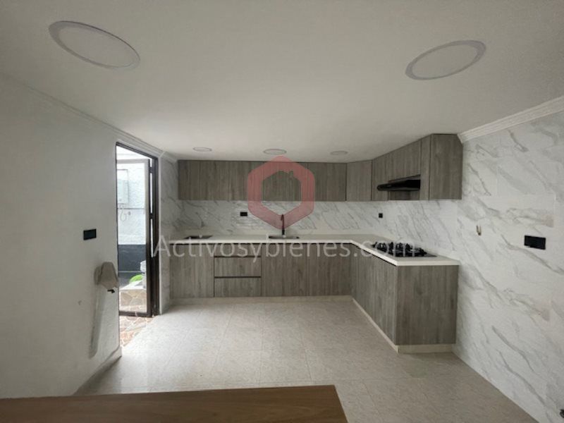 Casa en arriendo Antioquia Medellín La Gloria 130 m2 Habitaciones 3 Baños 3 Garajes 0 Precio $3500000