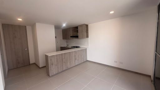 Apartamento en arriendo Antioquia Itagüí Zona Industrial 1 73 m2 Habitaciones 3 Baños 2 Garajes 1 Precio $3000000