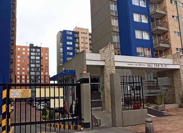 Apartamento en venta Cundinamarca Bogotá Cjr Mirador De Los Hayuelos Eta I 50 m2 Habitaciones 3 Baños 2 Garajes 1 Precio $285000000