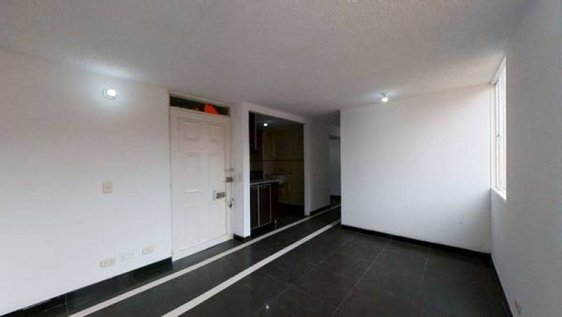 Apartamento en venta Cundinamarca Soacha Cr La Fortuna Et I 50 m2 Habitaciones 3 Baños 1 Garajes 0 Precio $136000000