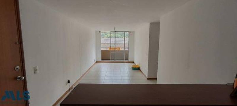 Apartamento en venta Antioquia Medellín Los Colores 80 m2 Habitaciones 3 Baños 2 Garajes 1 Precio $585000000
