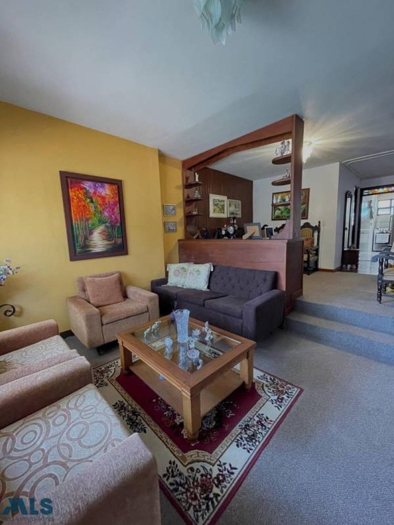 Casa en venta Antioquia Medellín Santa Monica 184 m2 Habitaciones 5 Baños 3 Garajes 1 Precio $860000000