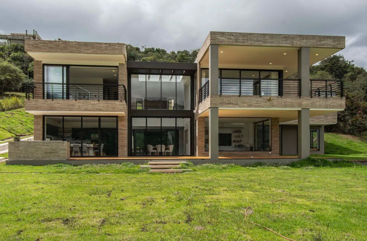 Casa en venta Cundinamarca La Calera La Calera 633 m2 Habitaciones 3 Baños 3 Garajes 2 Precio $3821000000