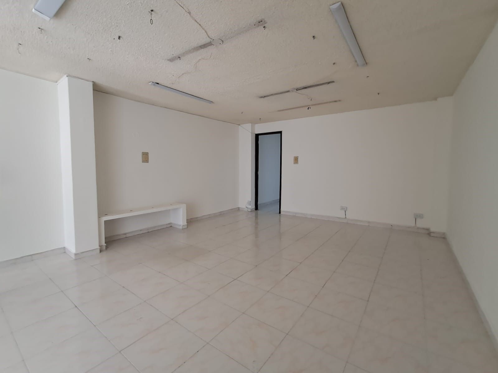 Local en arriendo Risaralda Pereira Sector Plaza De Bolivar 75 m2 Habitaciones 0 Baños 1 Garajes 0 Precio $2200000