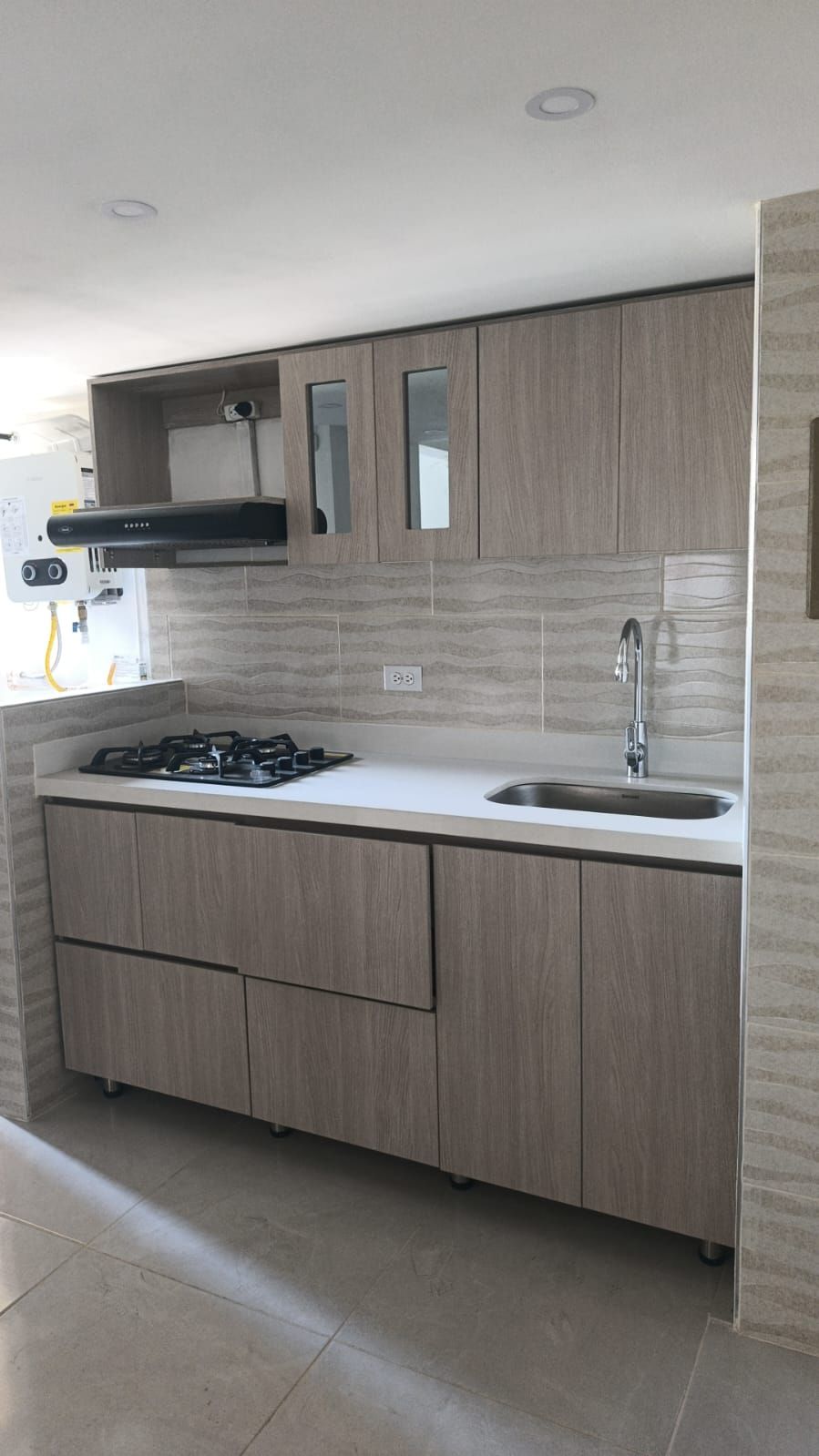 Apartamento en arriendo Antioquia Medellín Villanueva 45 m2 Habitaciones 3 Baños 1 Garajes 0 Precio $1600000