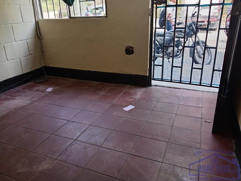 Casa en arriendo Antioquia Medellín Guayabal 85 m2 Habitaciones 2 Baños 2 Garajes 0 Precio $2000000