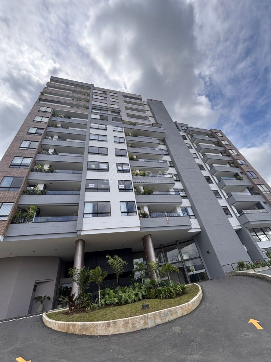 Apartamento en arriendo Risaralda Pereira Pereira 230 m2 Habitaciones 3 Baños 4 Garajes 2 Precio $12000000