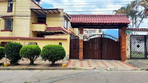 Casa en venta Cundinamarca Fusagasugá Ub Las Acacias 182 m2 Habitaciones 4 Baños 2 Garajes 1 Precio $629999999
