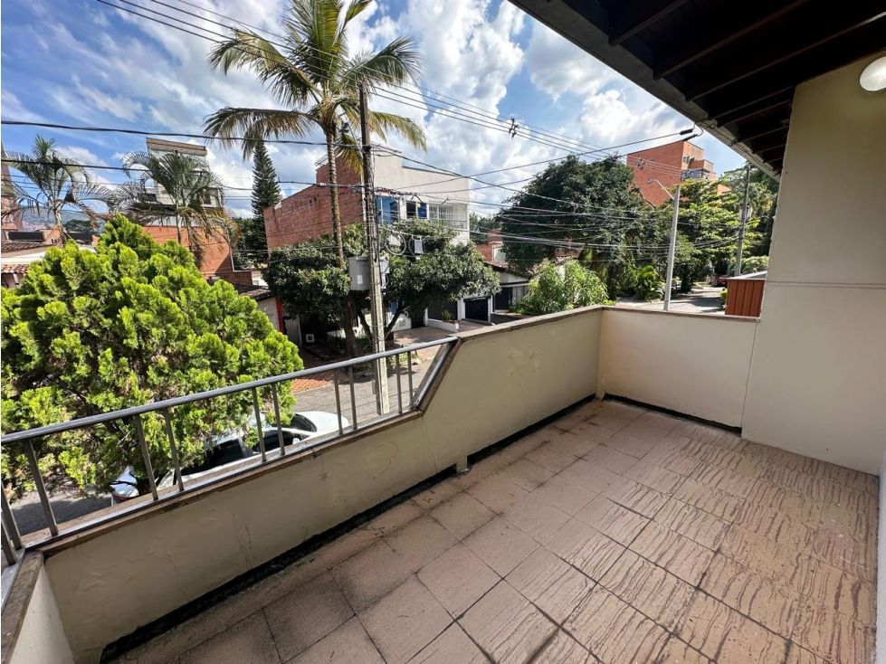 Casa en venta Antioquia Medellín El Velodromo 196 m2 Habitaciones 4 Baños 2 Garajes 1 Precio $1150000000