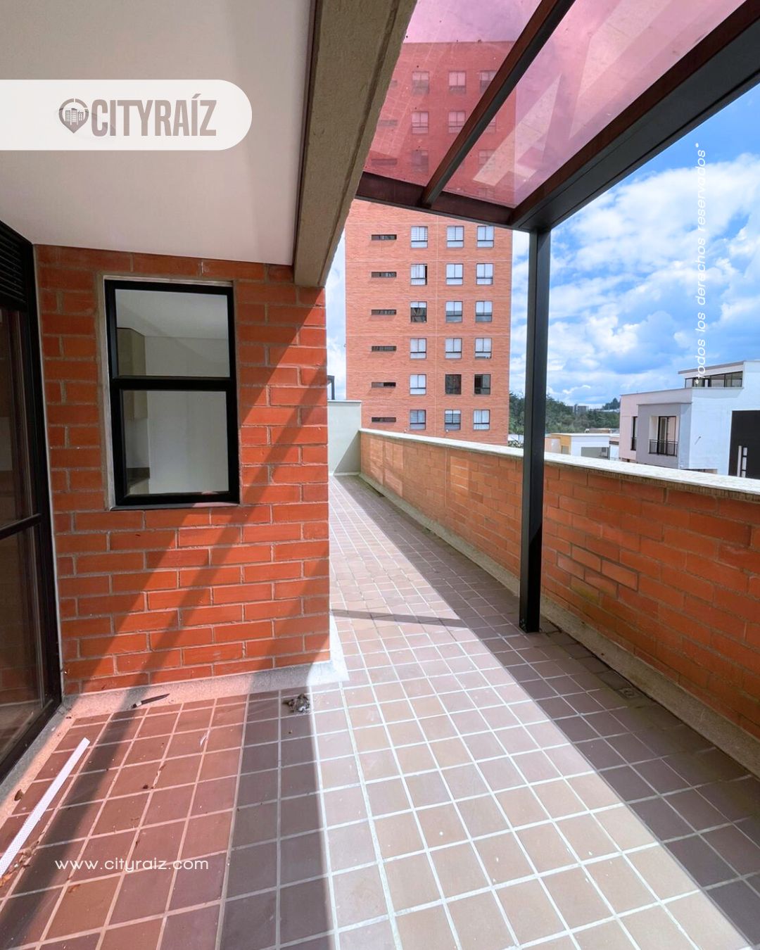 Apartamento en arriendo Antioquia Rionegro Centro 110 m2 Habitaciones 2 Baños 3 Garajes 1 Precio $3300000