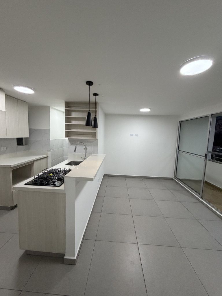 Apartamento en arriendo Antioquia Bello Urbanización Riachuelo I Etapa 54 m2 Habitaciones 3 Baños 2 Garajes 0 Precio $1800000