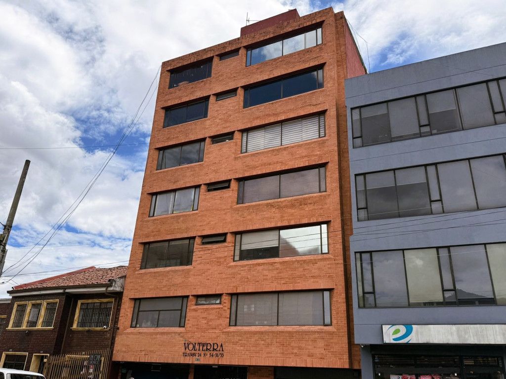 Oficina en arriendo Cundinamarca Bogotá San Luis 38 m2 Habitaciones 0 Baños 1 Garajes 1 Precio $1976000