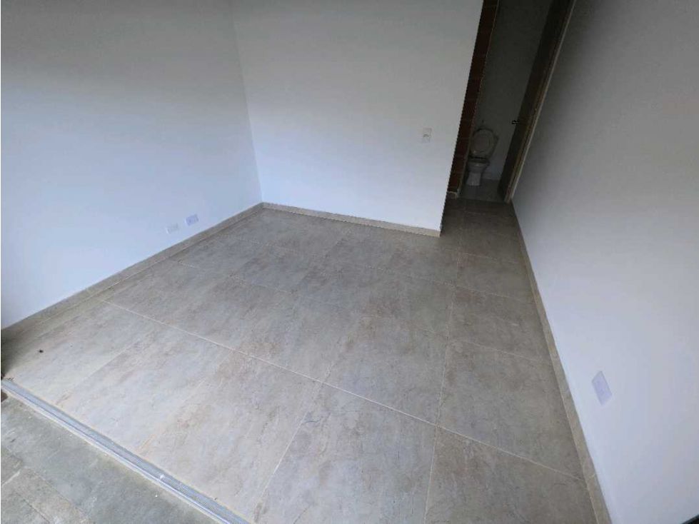 Local en arriendo Antioquia Medellín Las Mercedes 24 m2 Habitaciones 0 Baños 1 Garajes 0 Precio $1600000